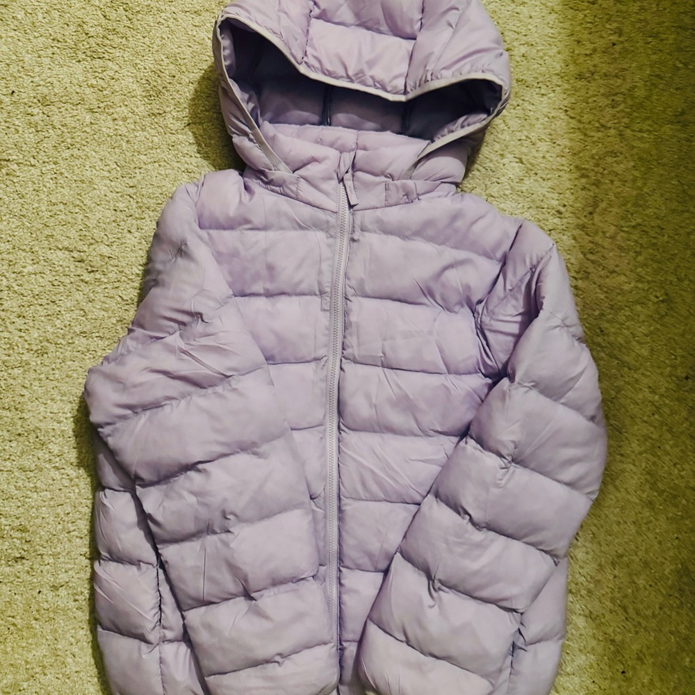 Uniqlo Girl Lavender Puffer Jacket with Hood Age 11-12